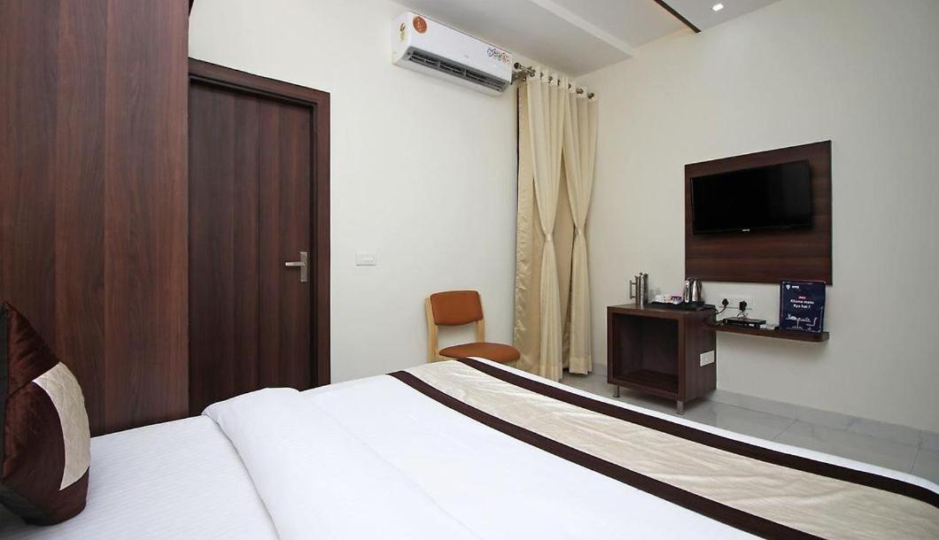 אגרה Hotel Opal Courtyard מראה חיצוני תמונה