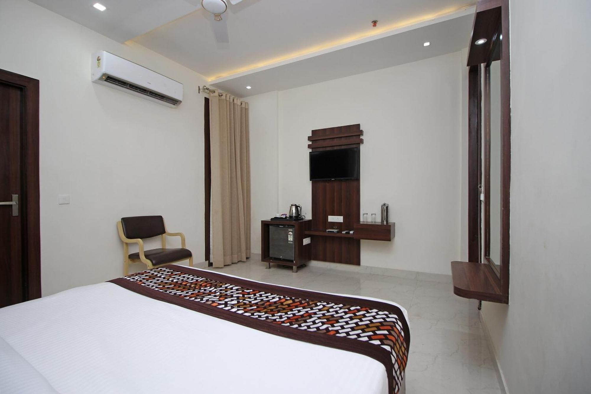 אגרה Hotel Opal Courtyard מראה חיצוני תמונה